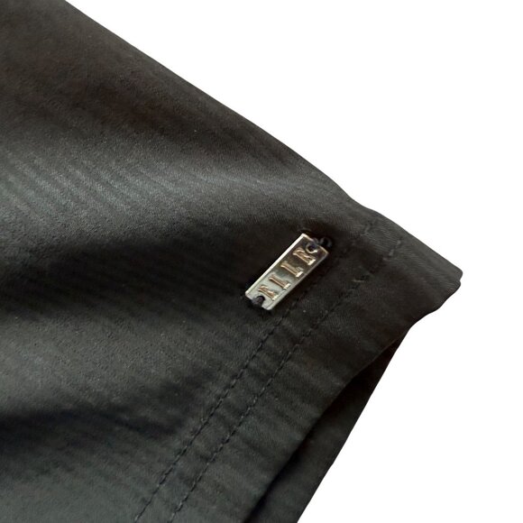 Elle Women’s Scrub Top M Black EL620 Stretch Panels & Pockets Lightweight Modern - Picture 7 of 7